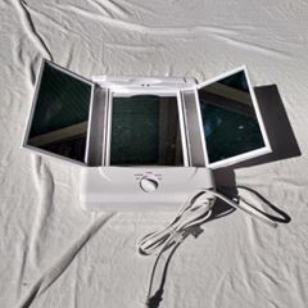 Multiple Mode Light Mirror (BULBS NOT INCLUDED)